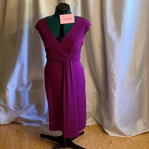 CONNECTED APPARELsize 6 dress in plum purple with front pleat - Picture 2 of 11